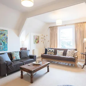 Spacious 3br Victorian Loft Flat In Cotswolds - Free Parking , Cheltenham United Kingdom